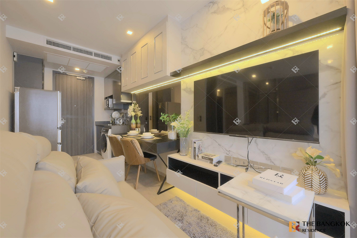picture Ashton Asoke near MRT Rama 9 Station Move-in Ready, Just Bring Your Stuff - 7/10