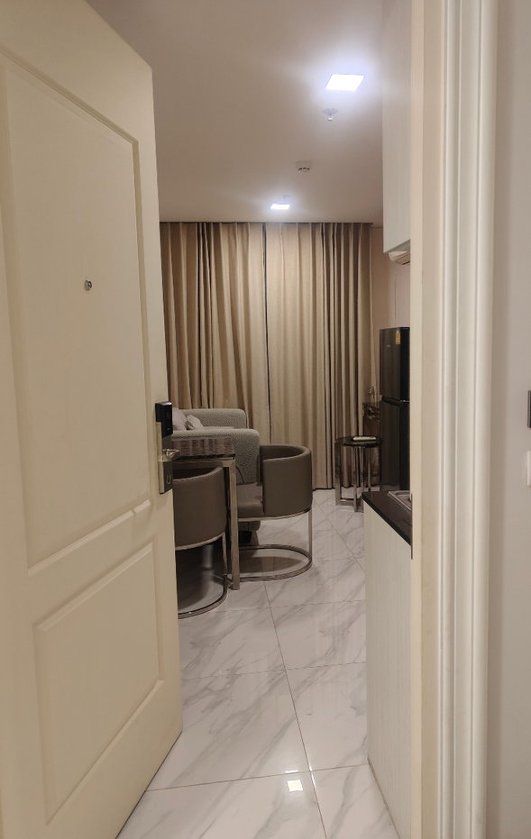 รูป คอนโด Bless Residence Ekkamai สุขุมวิท 71 อาคารชุด 8 ชั้น Low rise 1 อาคาร | ตัวห้องอยู่ที่ชั้น 8 | ขนาด 27 ตร.ม. - รูปที่ 1/13