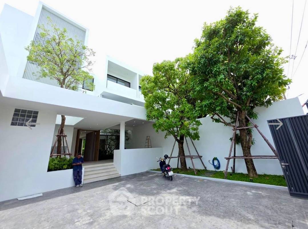 รูป วิลล่า 5-ห้องนอน ใกล้ ARL รามคำแหง (ID 2366598) - รูปที่ 1/27
