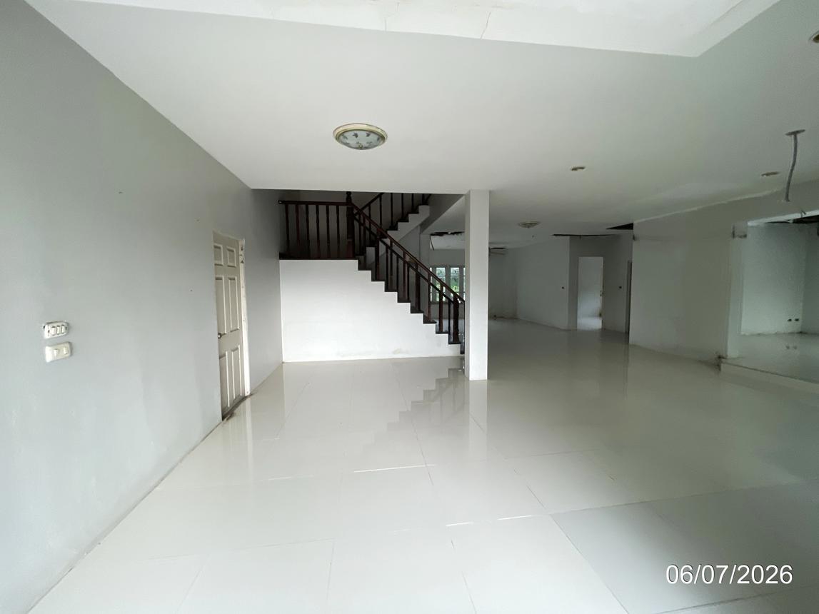 picture HOME 363 Sq.w. Khlong Sam Wa Bangkok for 8.5M - 20/35