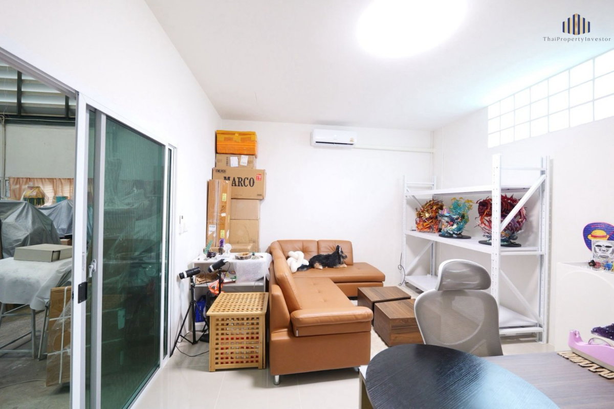 รูป ขายโรงงานสูง 3 ชั้น 213 ตร.ว. พร้อมโกดังและที่อยู่อาศัย - รูปที่ 10/19