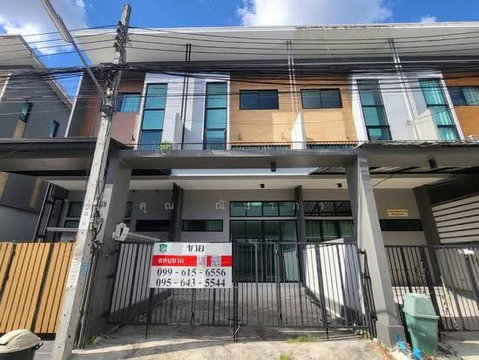 ขาย อีโค สเปซ 2 Eco Space 2 ทาวน์โฮม 3 ชั้น บนถนนประเสริฐมนูกิจ พื้นที่ 21ตรวา. พทชส 175 ตรม. 3 นอน 3 น้ำ บ้านไม่เคยอยู่ ขาย 4,400,000