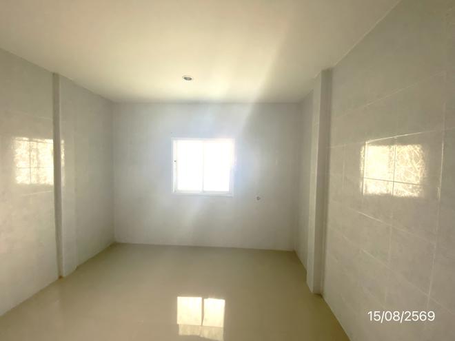 picture TOWN HOUSE 25.7 Sq.w. Phanat Nikhom Chonburi for 1.1M - 9/31