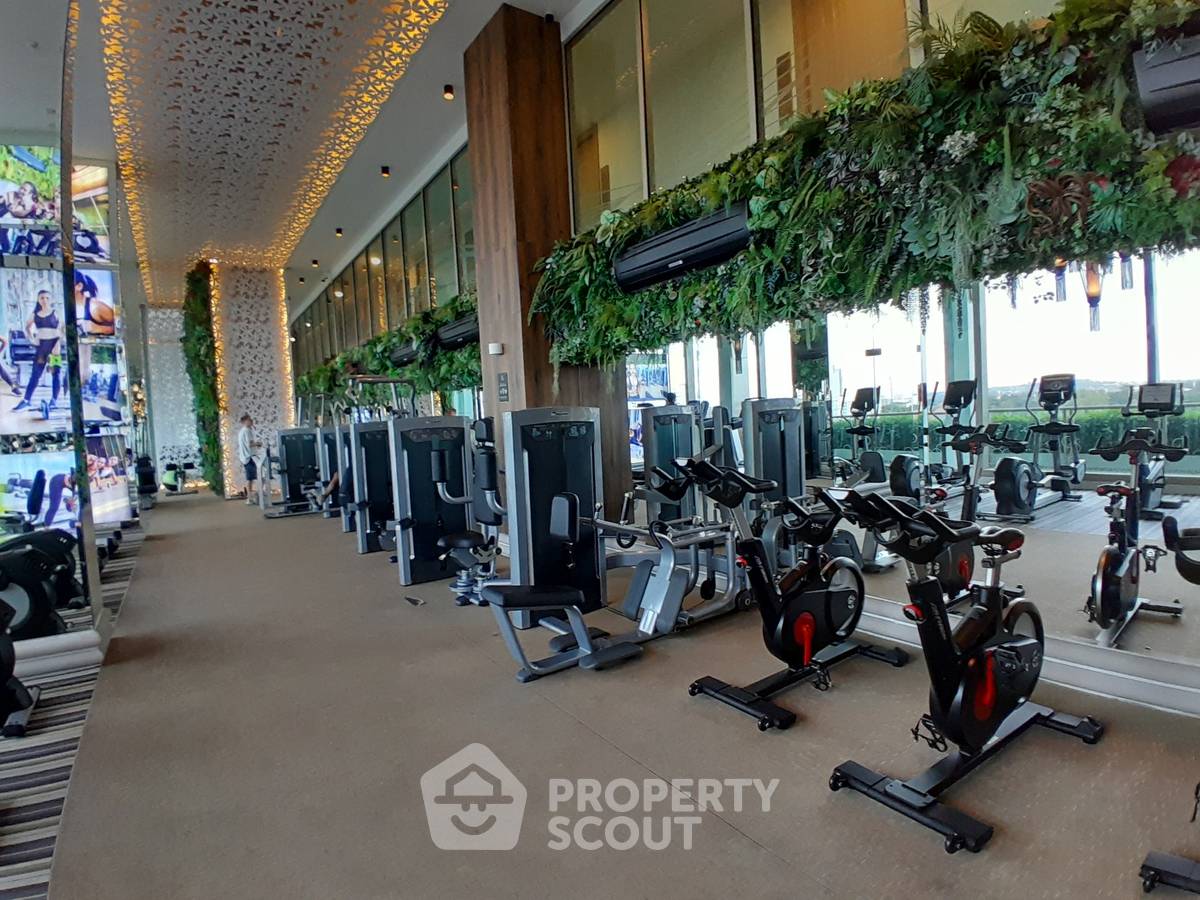 picture 32nd-Floor 2-BR Condo At Wyndham Jomtien Pattaya (ID 3328373) - 23/24