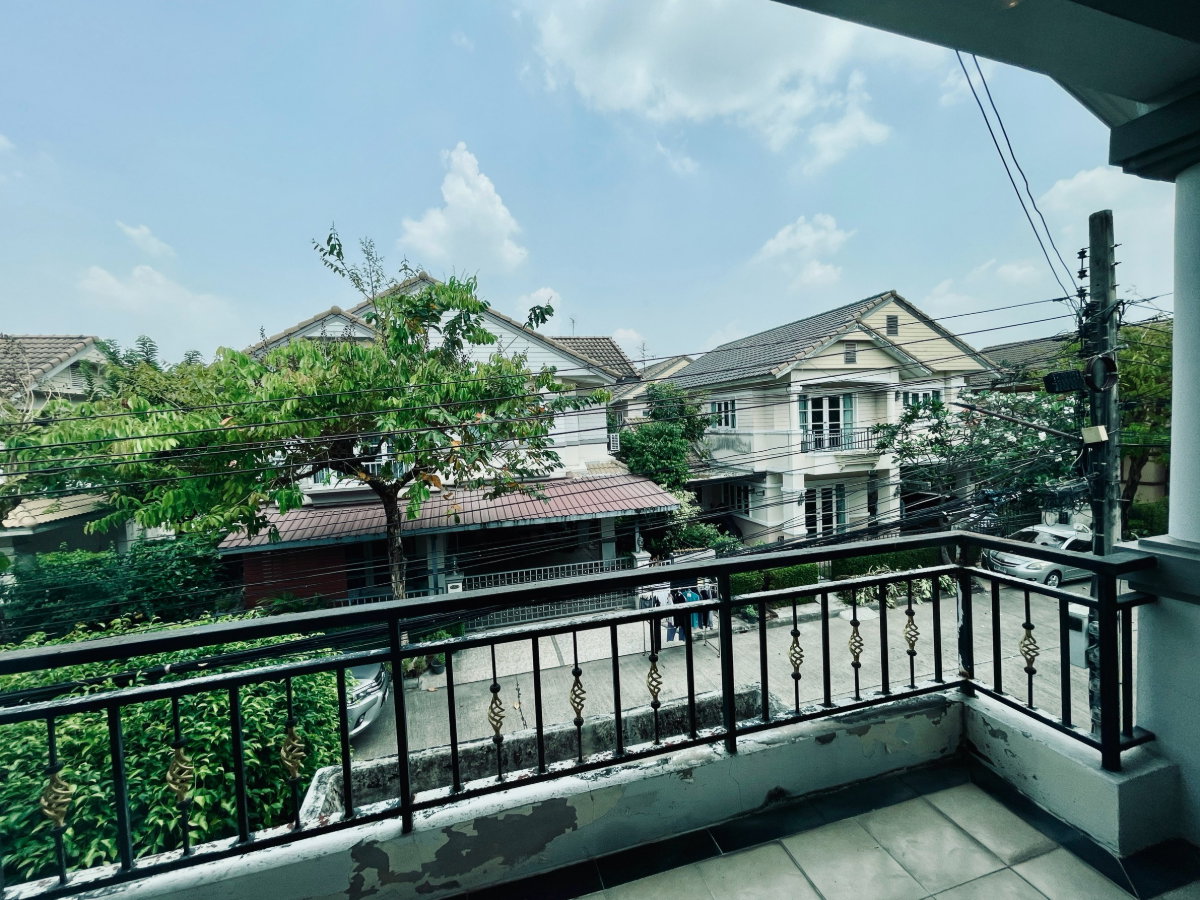 รูป ขายบ้านเดี่ยว หมู่บ้านสกุลธร วัชรพล 2/3 ขนาด 55.5 ตร.ว. ใกล้ถนนตัดใหม่! รีโนเวทใหม่ทั้งหลัง - รูปที่ 18/25