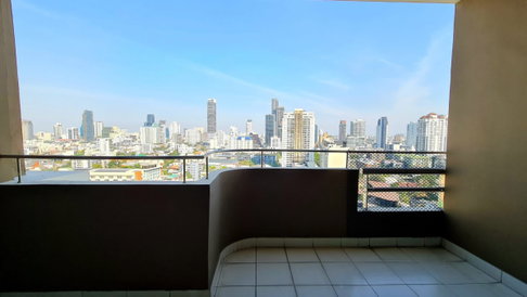AA227817 | 2Bed | 2Bath | BTS Phrom Phong | 173sqm | THB 79,000/mo | Fl.19 — Piyathip Place Bangkok