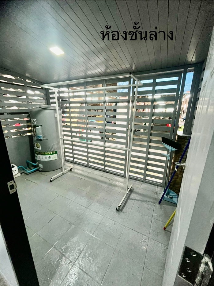 รูป ขายทาวน์เฮาส์รีโนเวทใหม่ พร้อมผู้เช่า - รูปที่ 11/19