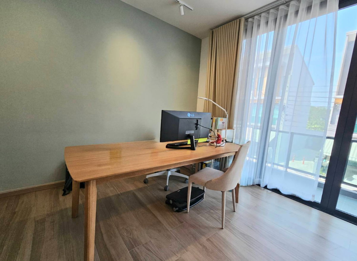 รูป ขายด่วนทาวน์โฮม Eigen Home 3 ชั้น 26 ตครว แต่งสวยพร้อมอยู่ - รูปที่ 12/14