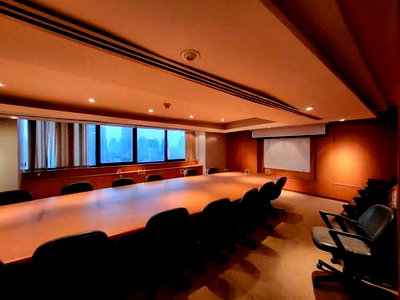 สำนักงาน ถนนเพชรบุรี (ตัดใหม่) กรุงเทพฯ : ขาย สำนักงาน ตึก S.S.P Tower 1 เอกมัย ใกล้ทองหล่อ ขนาด 840 ตรม.  32,000,000 บาท