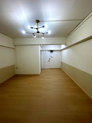 ขายคอนโด : 🏢 ขายคอนโด : Family Condominium (แฟมิลี่ คอนโดมิเนียม)   รหัสทรัพย์ | 📌LNP-C14851