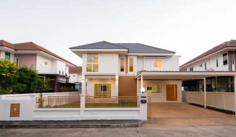 CSP100950 | Renovated Two-Storey Detached House for Sale in San Kamphaeng, Chiang Mai — THB 4.39 Million