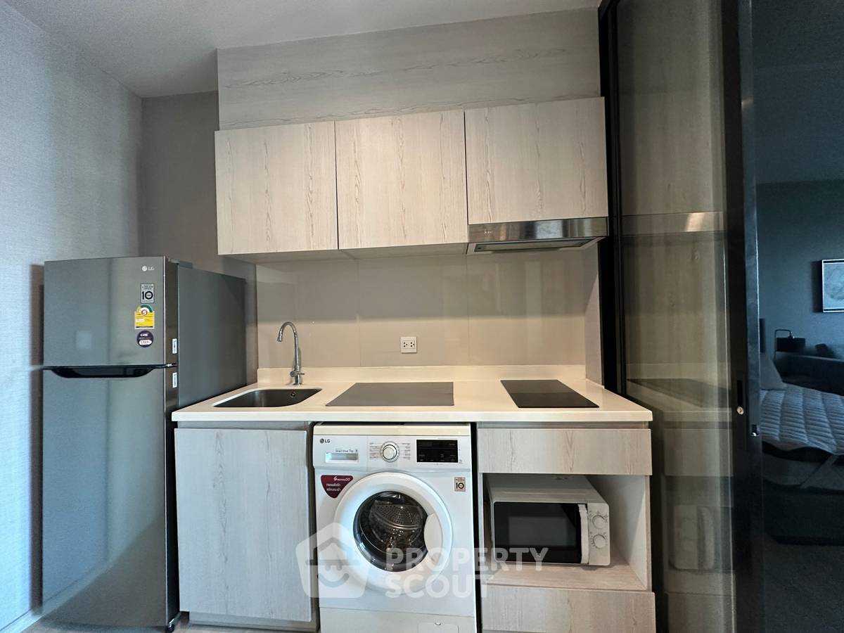 picture 1-BR Condo at Life One Wireless near BTS Phloen Chit (ID 3177800) - 10/14