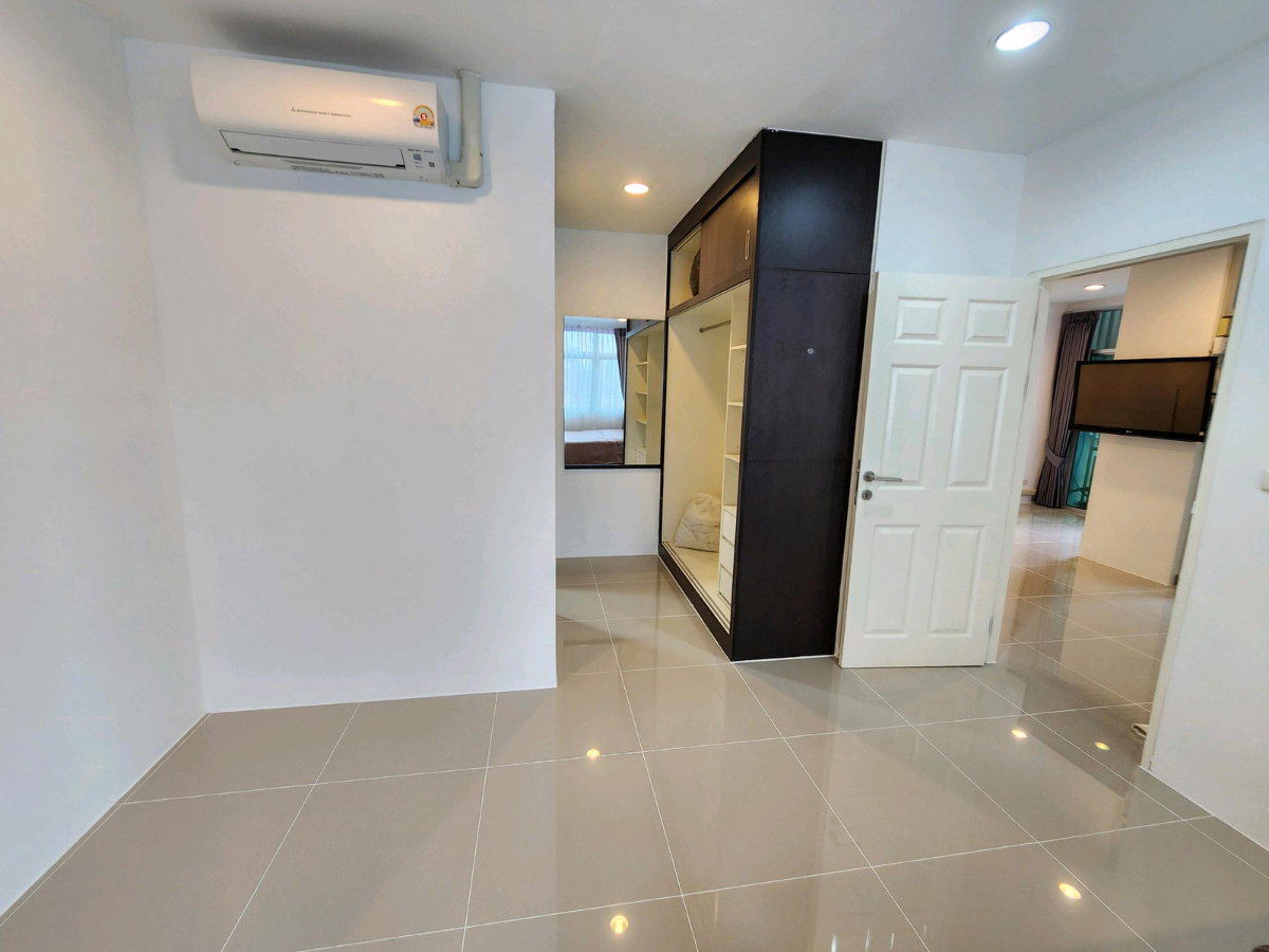 รูป SPECIAL PRICE! ปรับลดราคาพิเศษถึง 1,000,000 บาท! (จาก 7.5 ล้าน เหลือเพียง 6.5 ล้านบาท!)  - รูปที่ 18/33