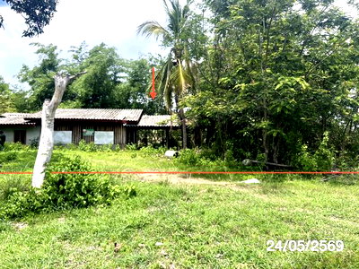 Houses for sale Det Udom Ubon Ratchathani : HOME 10506.7 Sq.w. Det Udom Ubon Ratchathani for 2.3M
