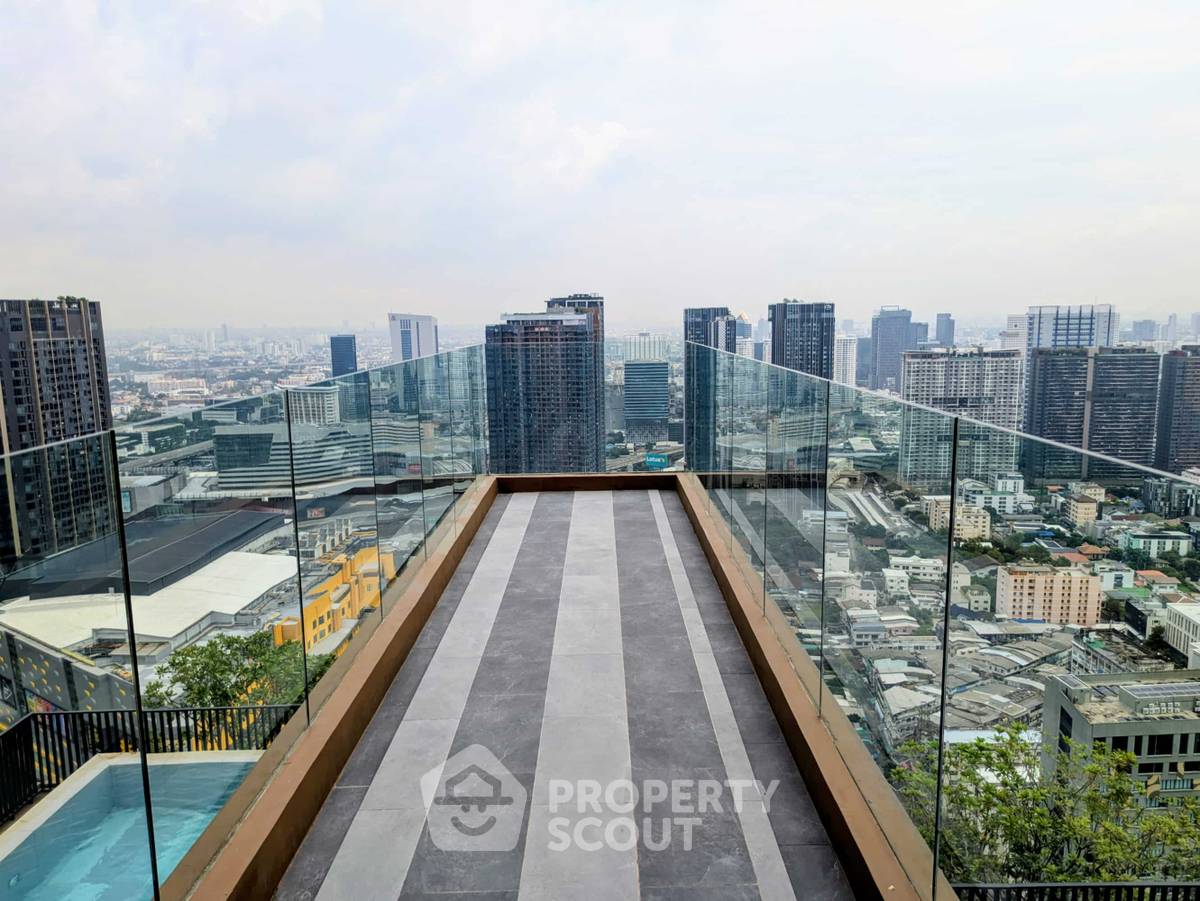 picture Studio Condo at Metris District Ladprao near MRT Lat Phrao (ID 3326848) - 8/13