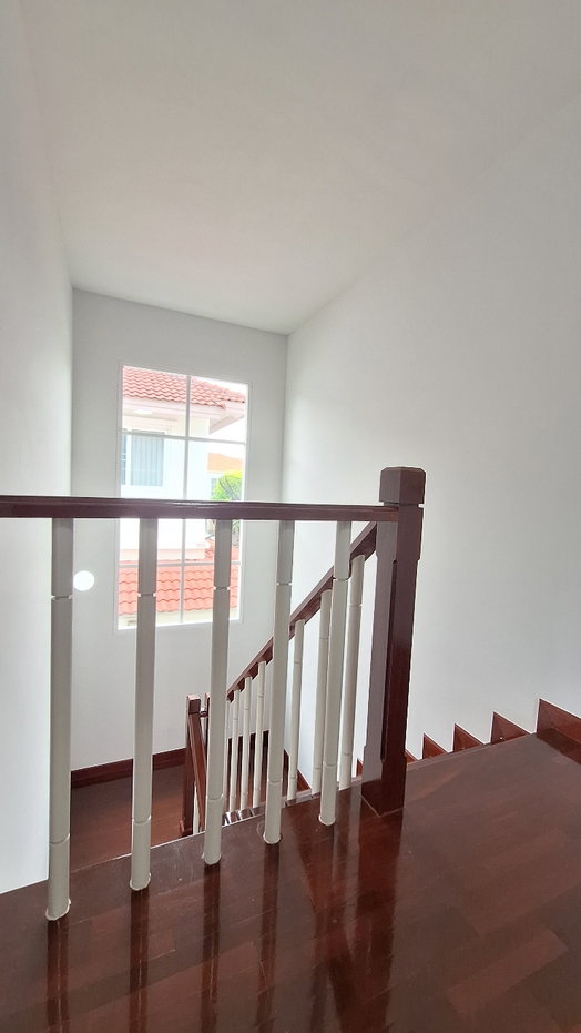 รูป ขายบ้านโครงการวรารมย์เจริญเมือง (เชียงใหม่-สันกำแพง) เนื้อที่ 81 ตร.ว 3 นอน 1 ห้องทำงาน 5 น้ำ 2 จอด ราคา 4.99 ล้านบาท (ฟรีค่าใช้จ่าย) - รูปที่ 14/38