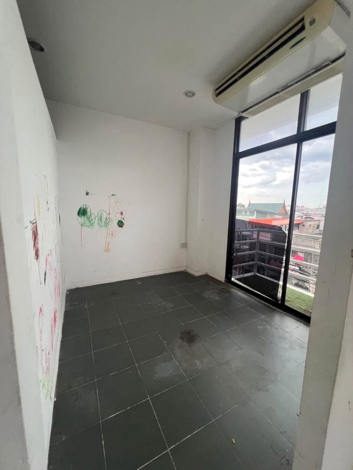 รูป 🏢 อาคารพาณิชย์ 2 คูหา ทุบทะลุ ห้องมุม ติดถนนใหญ่ อ่อนนุช 41 อาคารทำเลเด่น เหมาะสำหรับทำธุรกิจ + อยู่อาศัยในตัว ✅ จดทะเบียนบริษัทได้ - รูปที่ 11/17