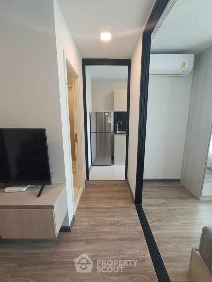 picture 1-BR Condo At The Collect Ratchada 32, Chan Kasem (ID 2592437) - 2/8
