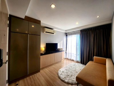 ขายคอนโด : ขายด่วน!! คอนโดไนท์บริด สกายซิตี้ สะพานใหม่, 2 ห้องนอน,41 ตรม,ชั้น 11 *ฟรีโอน* FULLY FURNISHED