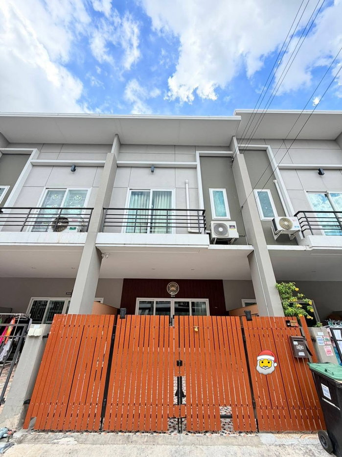 รูป 🏡✨ ให้เช่า ทาวน์โฮม 2 ชั้น หมู่บ้านพาทาโกเนีย รามอินทรา–นิมิตรใหม่ ซอย 13/1 3 ห้องนอน 2 ห้องน้ำ 📍 บ้านพร้อมเข้าอยู่ - รูปที่ 1/16