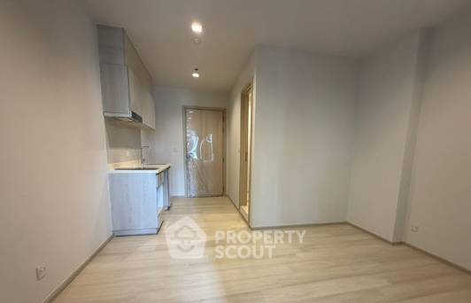 picture Studio Condo at Life One Wireless near BTS Phloen Chit (ID 3094399) - 1/4