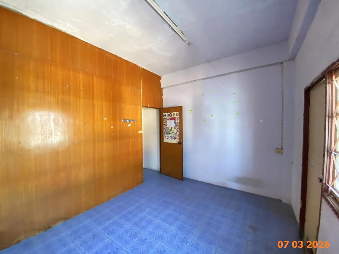 picture SHOP HOUSE 15 Sq.w. Si Racha Chonburi for 3.2M - 28/35