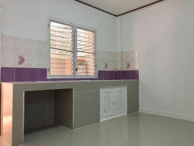 2-bed townhouse for sale, 102 sqm, 17.5 sq wah, Lat Krabang