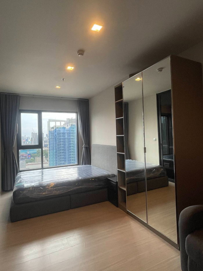 รูป R3160 ให้เช่าคอนโด Life Asoke Hype (ว่างค่ะ) ใกล้ MRT พระราม 9 เพียง 300 ม. - รูปที่ 1/9