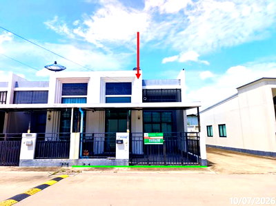 Townhouses for sale Eastern Seaboard Industrial Estate : TOWN HOUSE 24 Sq.w. Bang Lamung Chonburi for 1.6M