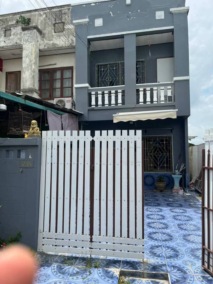 รูป ขาย ทาวน์เฮ้าส์ หมู่บ้านร่มเงาไม้ ซอยวัดลาดปลาดุก ทำเลดี ราคาพิเศษ - รูปที่ 12/13