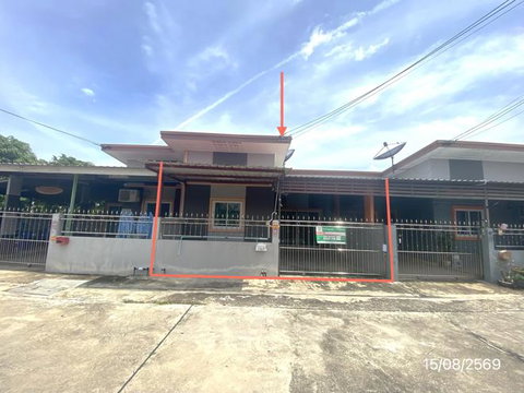 TOWN HOUSE 25.7 Sq.w. Phanat Nikhom Chonburi for 1.1M