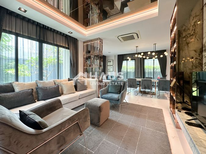 4-bed house for sale, 284 sqm, 90 sq wah, Bangkok Boulevard Vibhavadi