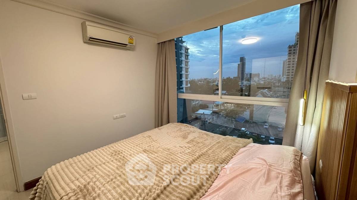 picture 45th-Floor 2-BR Chateau In Town Phaholyothin 11 By BTS Saphan Khwai (ID 3328351) - 10/14