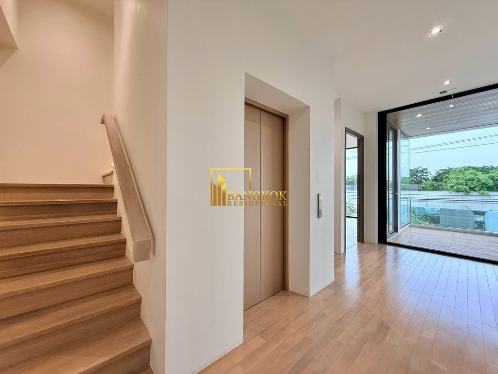 picture 32 Residence | Luxurious 5 Bedroom Pool Villa in Pattanakarn - BR28367SH - 18/43