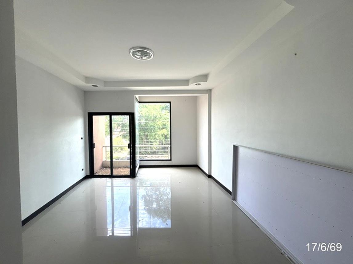 picture SHOP HOUSE 33 Sq.w. Satuk Buri Ram for 5M - 27/35