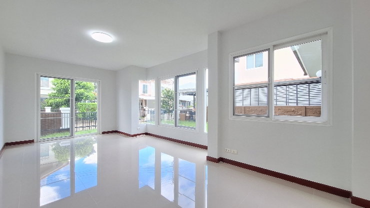 รูป ขายบ้านโครงการวรารมย์เจริญเมือง (เชียงใหม่-สันกำแพง) เนื้อที่ 81 ตร.ว 3 นอน 1 ห้องทำงาน 5 น้ำ 2 จอด ราคา 4.99 ล้านบาท (ฟรีค่าใช้จ่าย) - รูปที่ 9/38