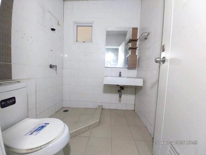 picture TOWN HOUSE 37.5 Sq.w. Khlong Sam Wa Bangkok for 3.3M - 13/37