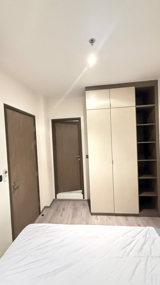 รูป เจ้าของปล่อยเอง Nordic Minimal Style | Fully Furnished | Ready to Move-in | Ekkamai | High Floor | 35+ sqm - รูปที่ 7/36