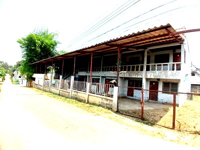 Houses for sale Rajabhat Lampang University : HOME 176.1 Sq.w. Muang Lampang Lamphang for 2.8M