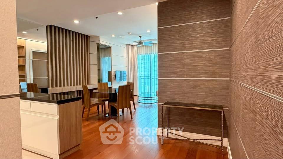 picture 1-BR 74 Sqm Bright Sukhumvit 24 Condominium Near BTS Phrom Phong (ID 3328766) - 4/9