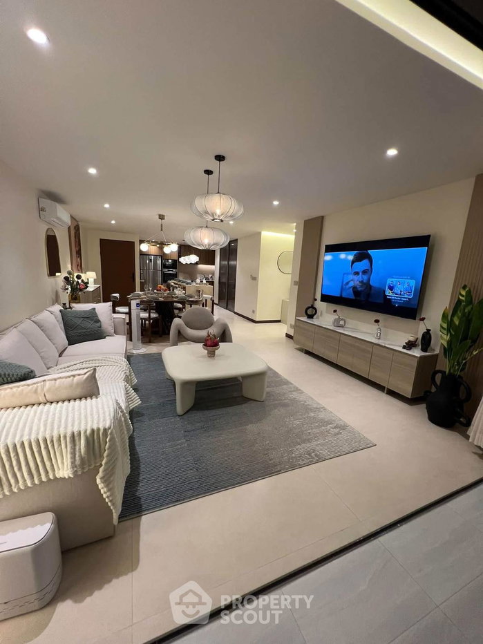 picture 3-BR Condo at D.S. Tower 2 Sukhumvit 39 Condominium near MRT Sukhumvit (ID 3328980) - 2/33