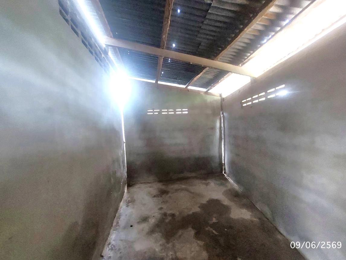 picture HOME 42 Sq.w. Sam Chuk Suphanburi for 417,000 - 25/31