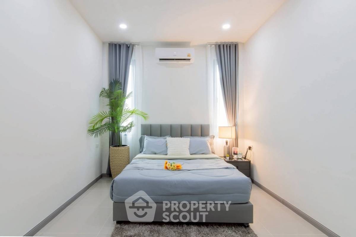 รูป บ้าน 3-ห้องนอน ที่ อารียาวิลล่า ใกล้ เมืองพัทยา (ID 3327151) - รูปที่ 24/28