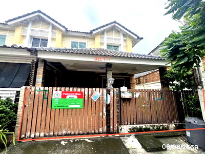 Townhouses for sale TRIAMUDOMSUKSANIMKLAO SCHOOL : TOWN HOUSE 26.3 Sq.w. Saphan Sung Bangkok for 2M
