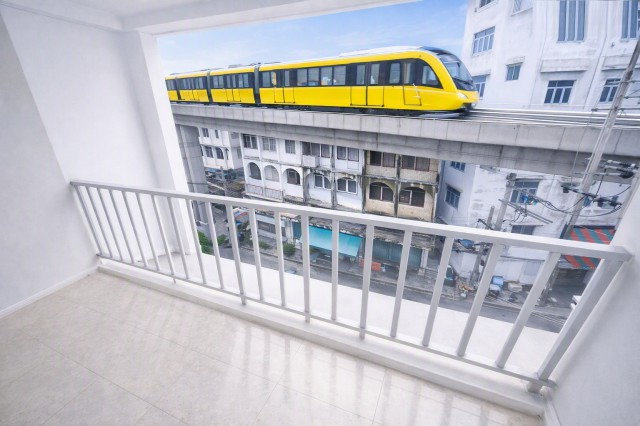 รูป รพ.เวชธานี  3-4นอน 3น้ำ18 ตร.ว. MRTบางกะปิ 599ม.  ลาดพร้าว 103-113 ให้เเช่าออฟฟิศและตึกแถว 4 ชั้น280 ตร.ม. ทำเลเด่น - รูปที่ 2/8