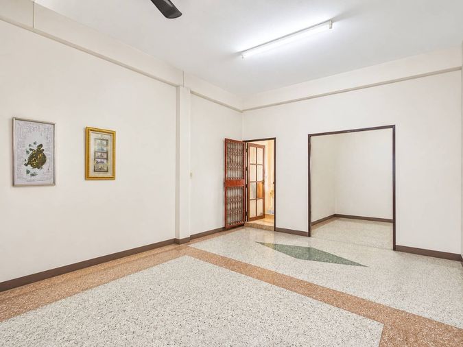 2-bed townhouse for sale, 104 sqm, 25 sq wah, Don Mueang