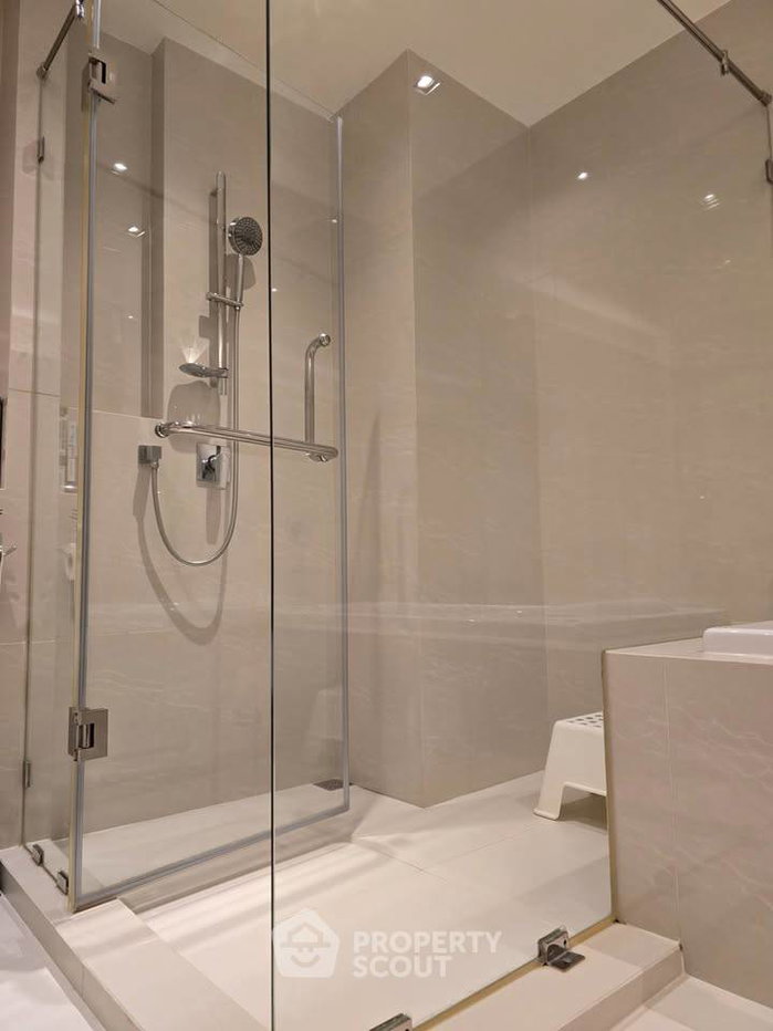 picture 2-BR Condo at Vtara 36 near BTS Thong Lor (ID 3326719) - 10/19