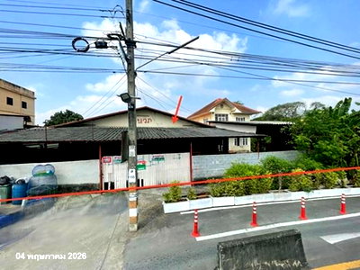 บ้านเดี่ยว ถนนทวีวัฒนา : บ้านเดี่ยว 200 ตร.วา เขตภาษีเจริญ กรุงเทพมหานคร 12.2M
