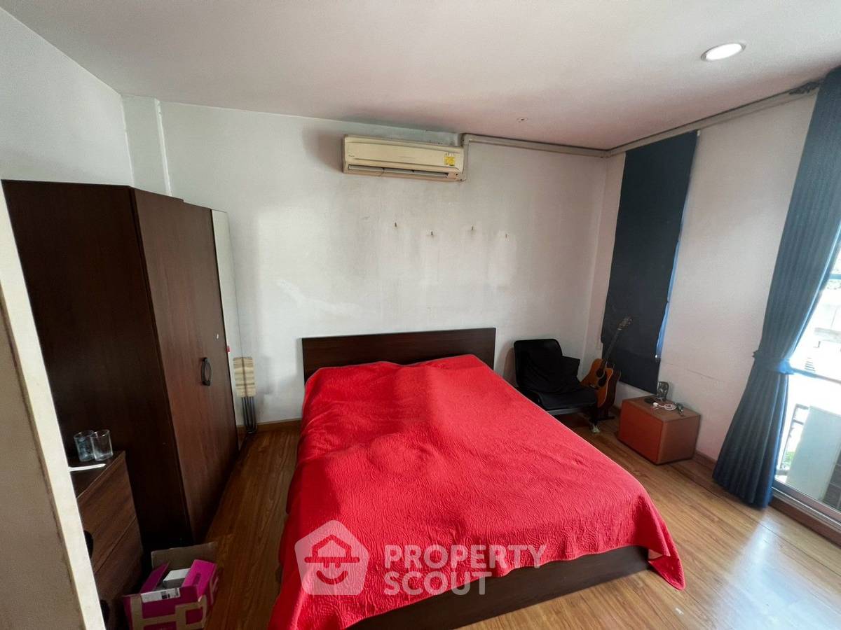 picture 5-BR Townhouse in Lat Yao (ID 3326877) - 30/36