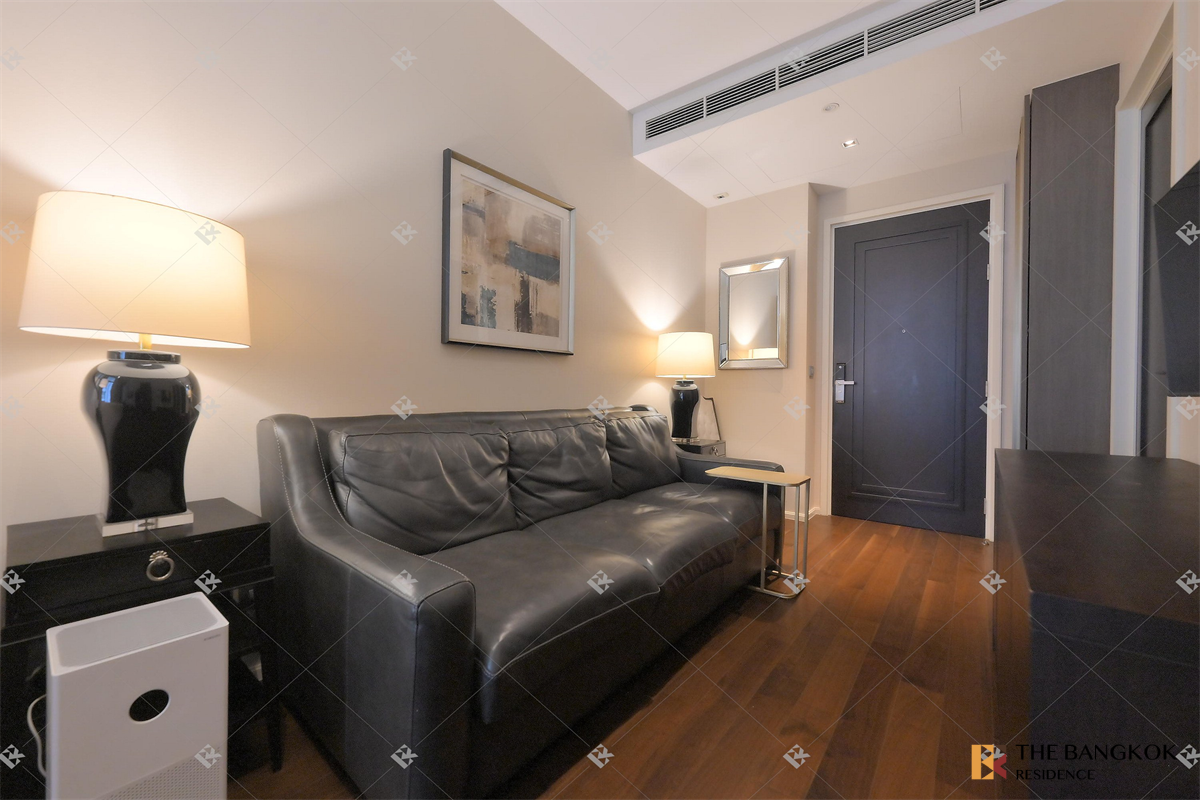 picture The Diplomat 39 near BTS Phrom Phong Move-in Ready, Just Bring Your Stuff - 4/10